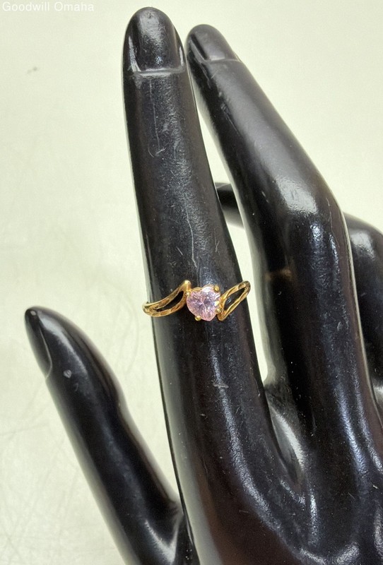 JCM 10KT Yellow Gold Pink Heart Shaped Cubic Zirconia Gemstone Ring - Tested