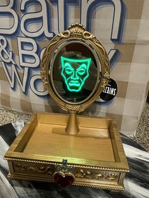 Bath & Body Works Disney Villains Evil Queen Magic Mirror Body Care Tray Lights