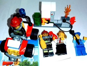 Lego Set #60088 Lego City Fire Starter Complete 4 mini figures firemen