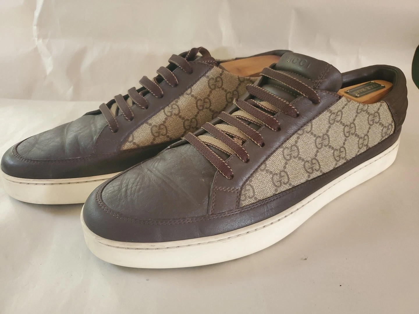 Baskets basses Gucci beige/marron GG Supreme toile et cuir taille 12G
