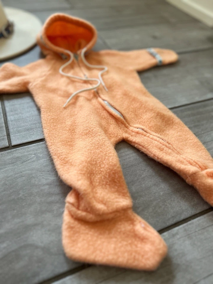 Mono de invierno con capucha de bebé polar vintage de los años 50 0/3M pájaro mariposa Foto 3 de 4