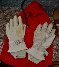 WINTER TACTICAL COMBO-U.S.G.I. COLD WET WEATHER GLOVES AND RED FLEECE HOOD