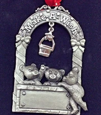 Things Remembered Christmas Ornament Pewter Make-A-Wish Well With Bears 1999 Vtg