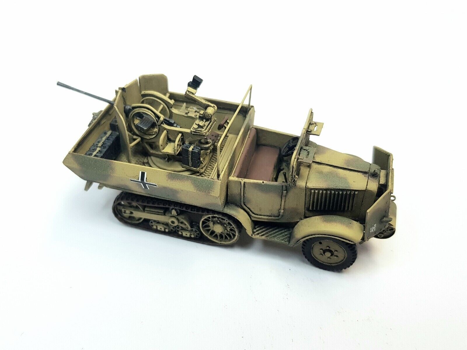 Canon de FlaK 38 conversion allemande UNIC P107 ALBY, maquette militaire résine 1/72