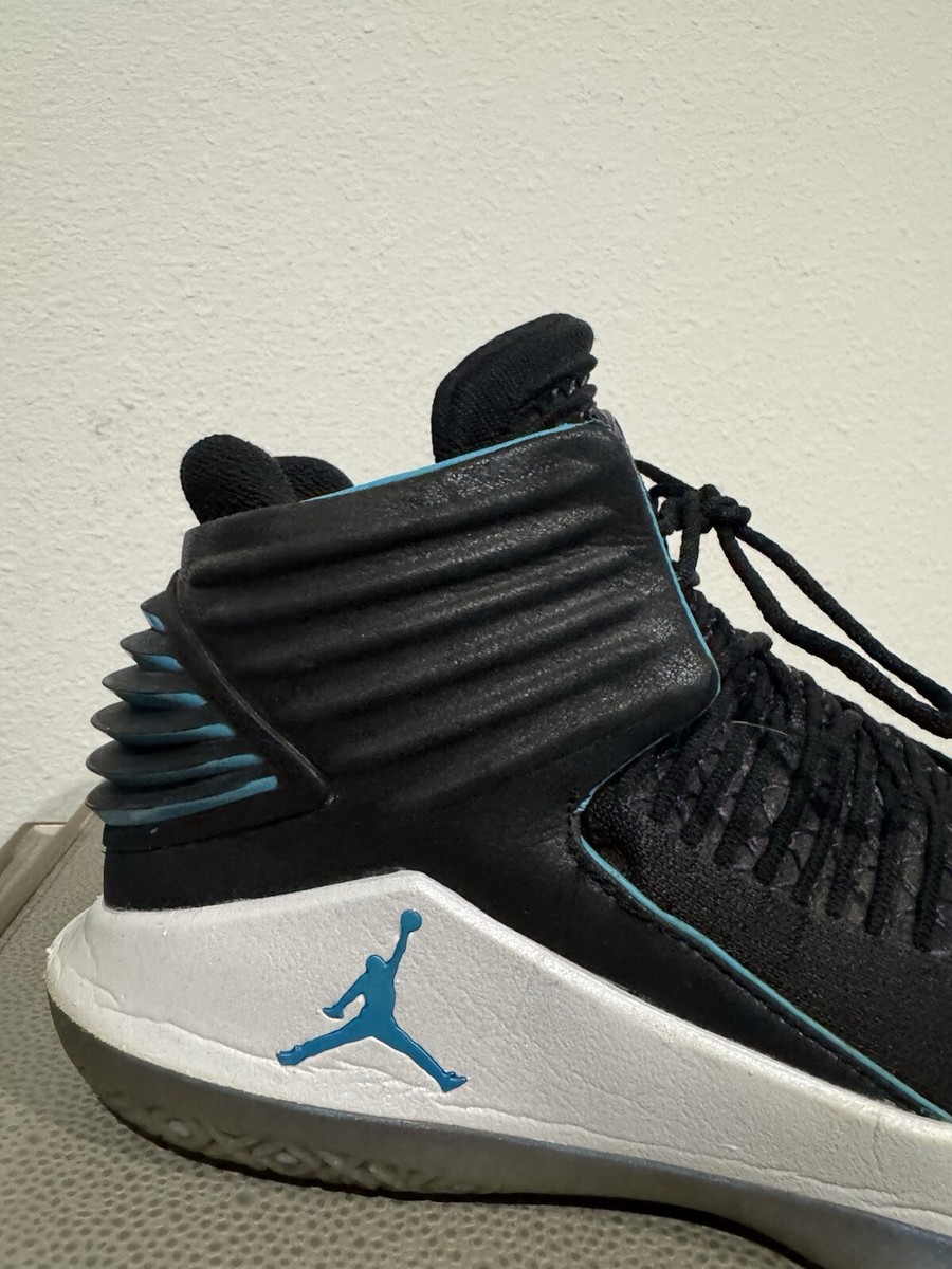 NIKE AIR JORDAN XXXII 32 