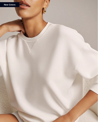 Crewneck,Throw on and go comfort,Light-as-air, luxuriously soft spacer fabric