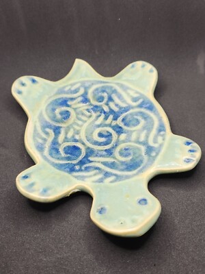 Turtle Spoon Rest Studio Art Pottery Ceramic Hand Painted Signed '02 Swirls