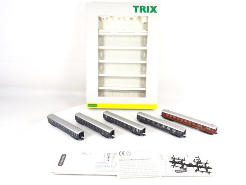 Trix 11441 Personenwagen Schürzenwagen der DB blau, ohne Lok, mit OVP, M 1:160 | Condition: Gebraucht