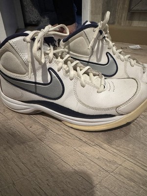 Size 8 - Nike The Overplay 7 White Navy