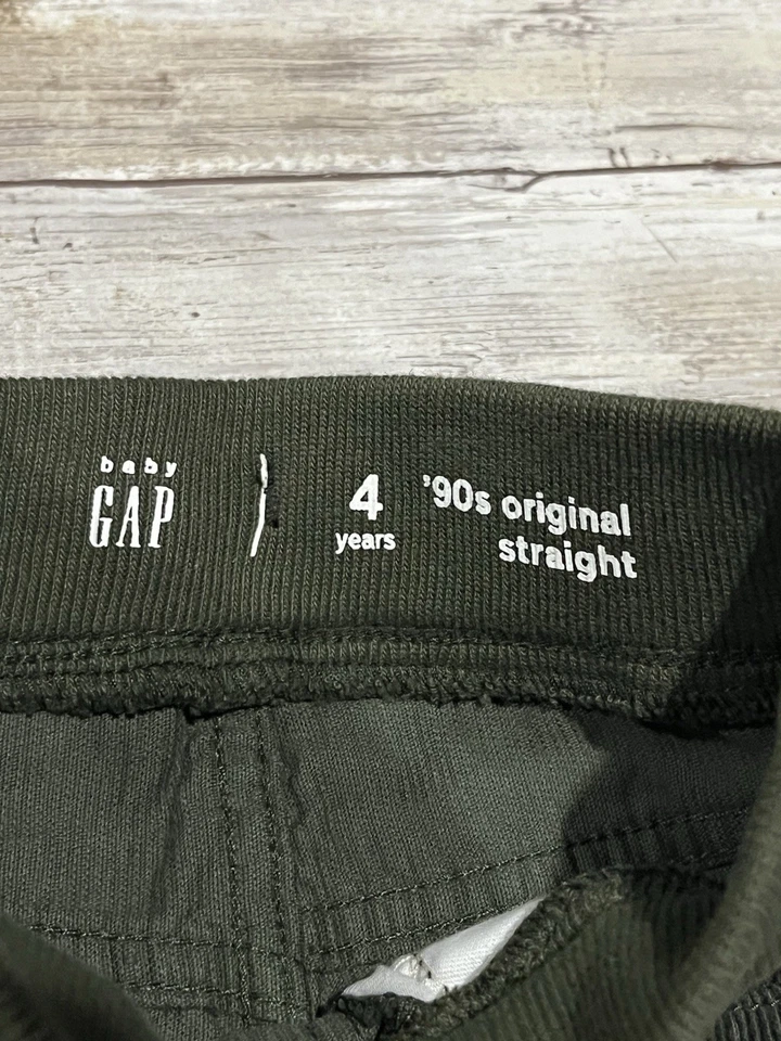 Pantalones rectos de pana verde de los 90 4T Baby Gap para niños nuevos con etiquetas Foto 3 de 4