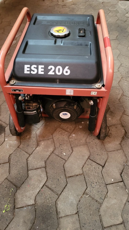 Endress ESE 206 Stromaggregat / Notstromerzeuger Profi Qualität / Baustrom - Bild 2 von 4