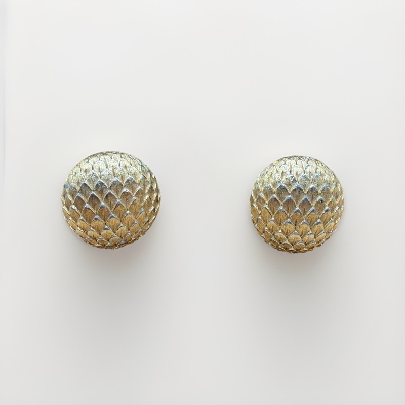 Trifari Vintage Crown Clip-On Earrings, Gold Tone Scale Texture 50s-60s Estate