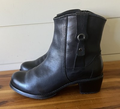 Red Wing Boots Women s Inez 4903 Ankle Boot Block Heel Side Zip Size 7 B
