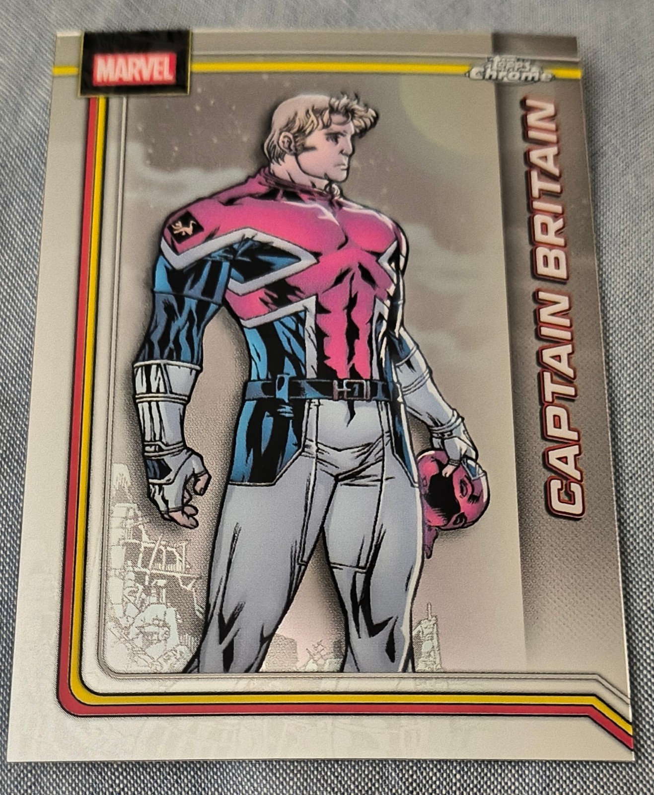Topps Chrome Marvel Comics 2026 Captain Britain #020