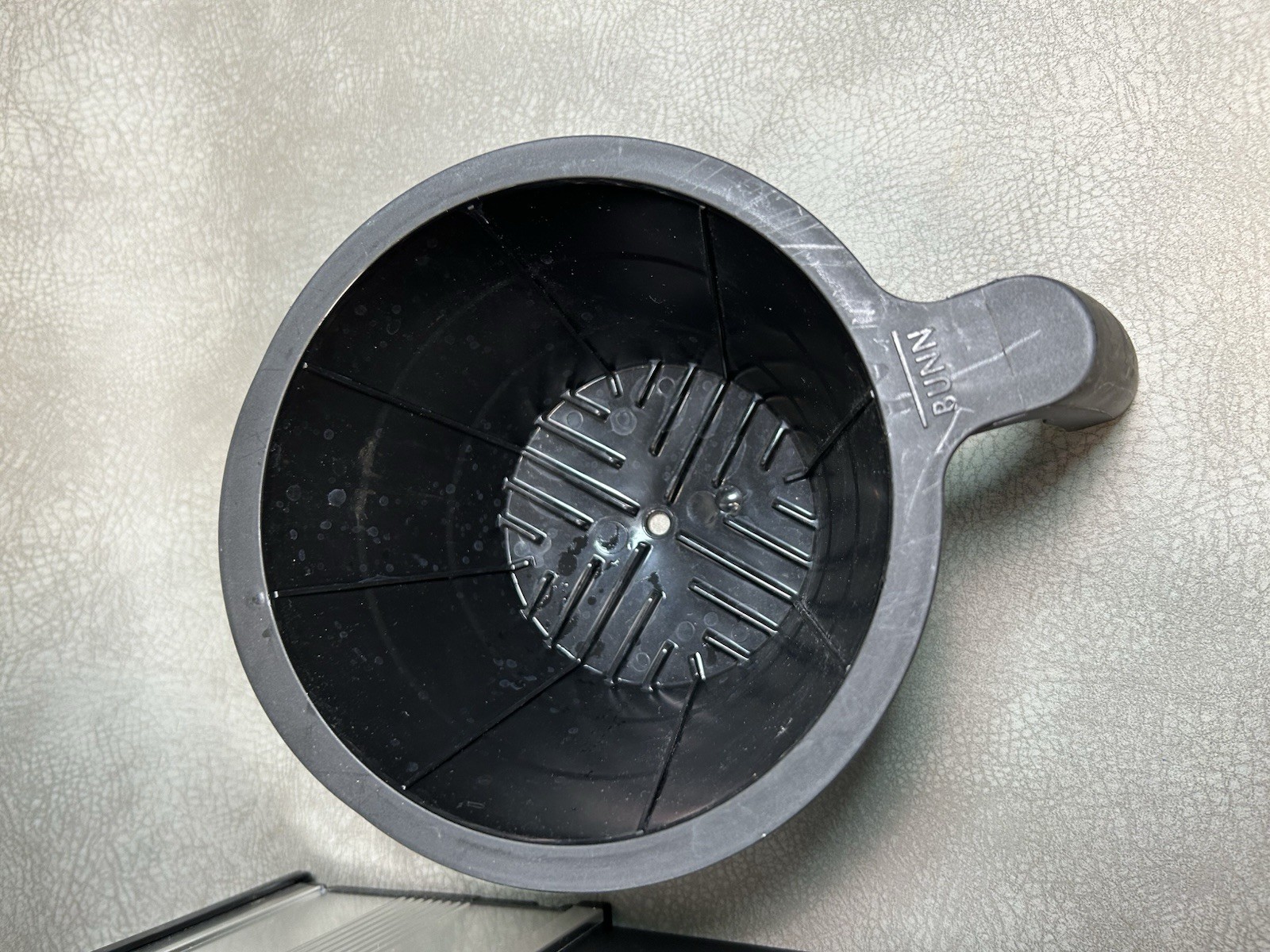 BUNN   A-10 COFFEE MAKER  EXCELLENT CONDITION USA