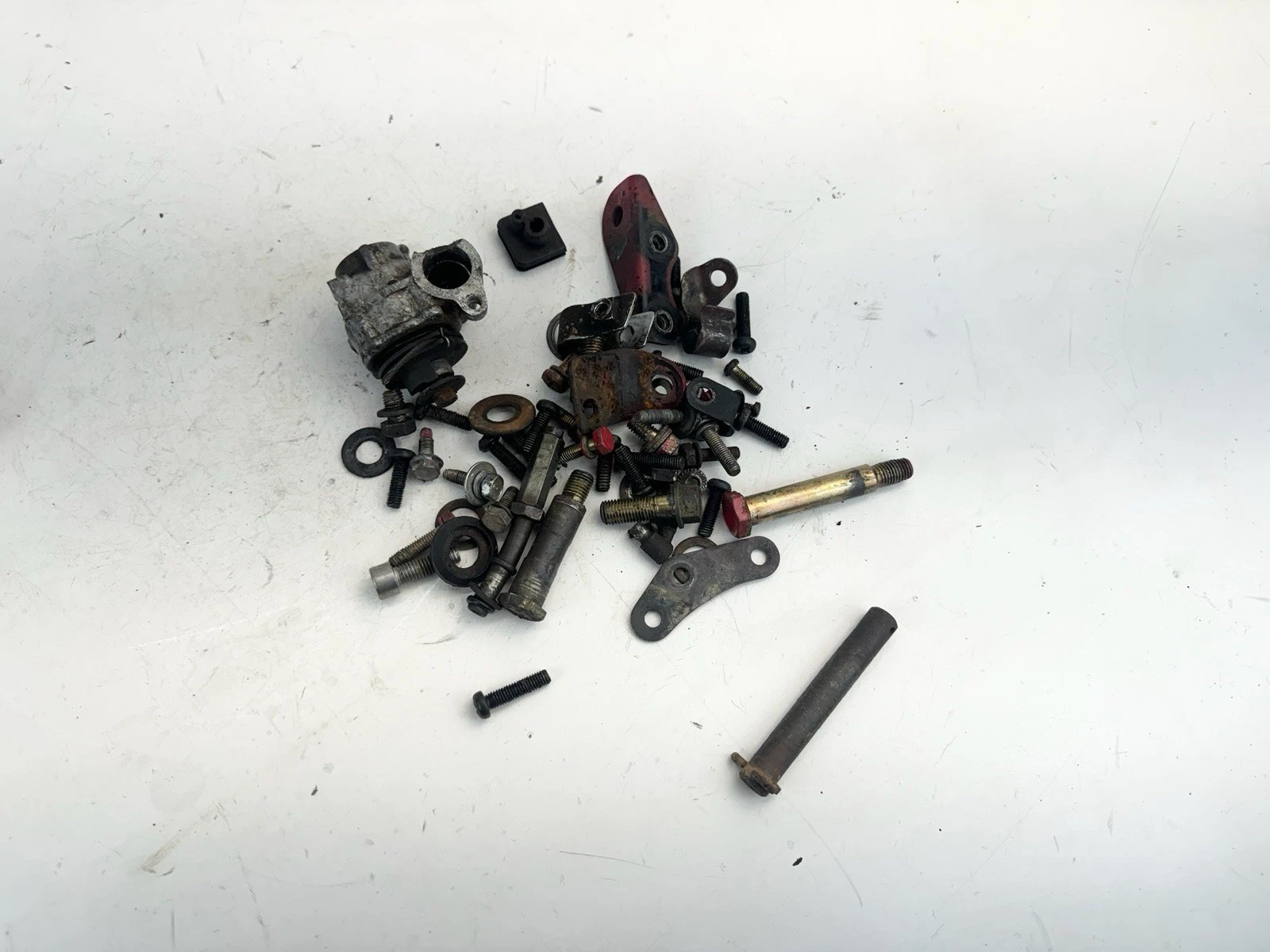 ✅ 1990 Yamaha RT180 RT 180 Body Bolts Hardware Misc Nuts Genuine OEM
