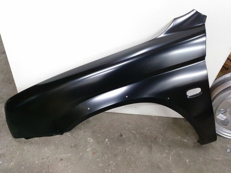 MR954765 linker frontflügel für MITSUBISHI L 200 2.5 TD 4WD (K74T 