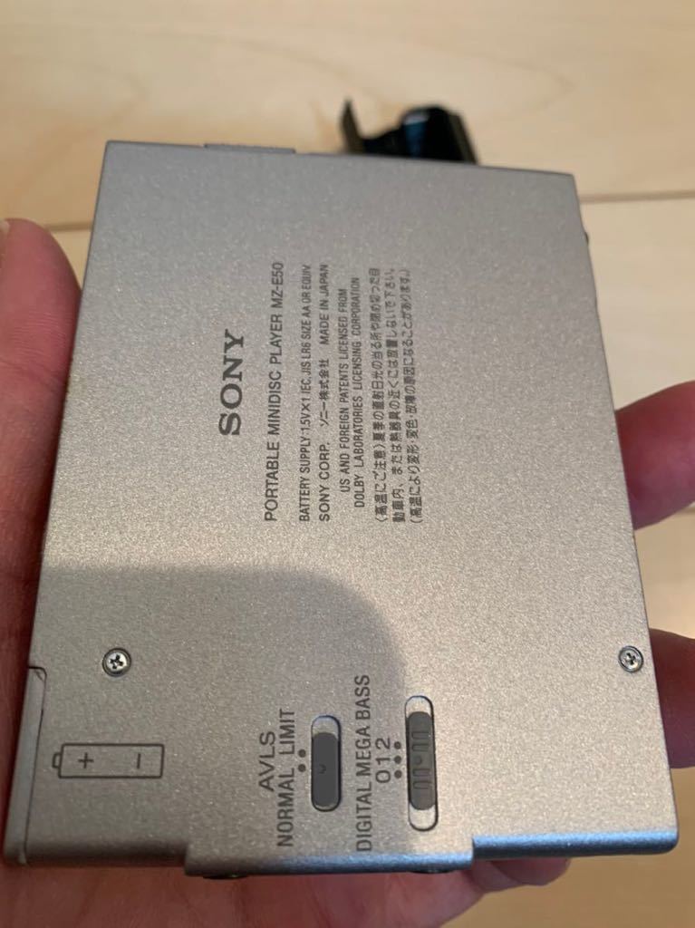 Sony MZ-E50 RM-MZE50MP MiniDisc MD Walkman Player Silver w