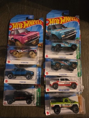 Dodge Ram 1500 4x4 wagon rebel plus others Lot of 7 Hot Wheels Free Shipping!