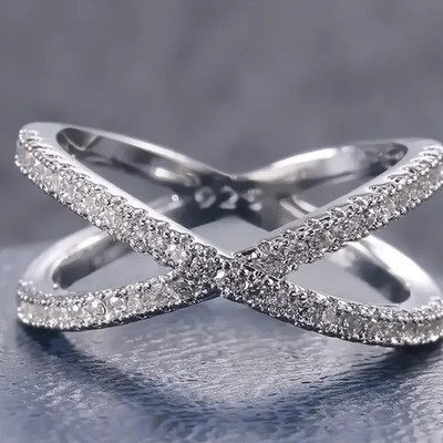 Modischer Ring Mit Kupferfarbenem Zirkonia X-Form Geometrisch Für Damen Herren