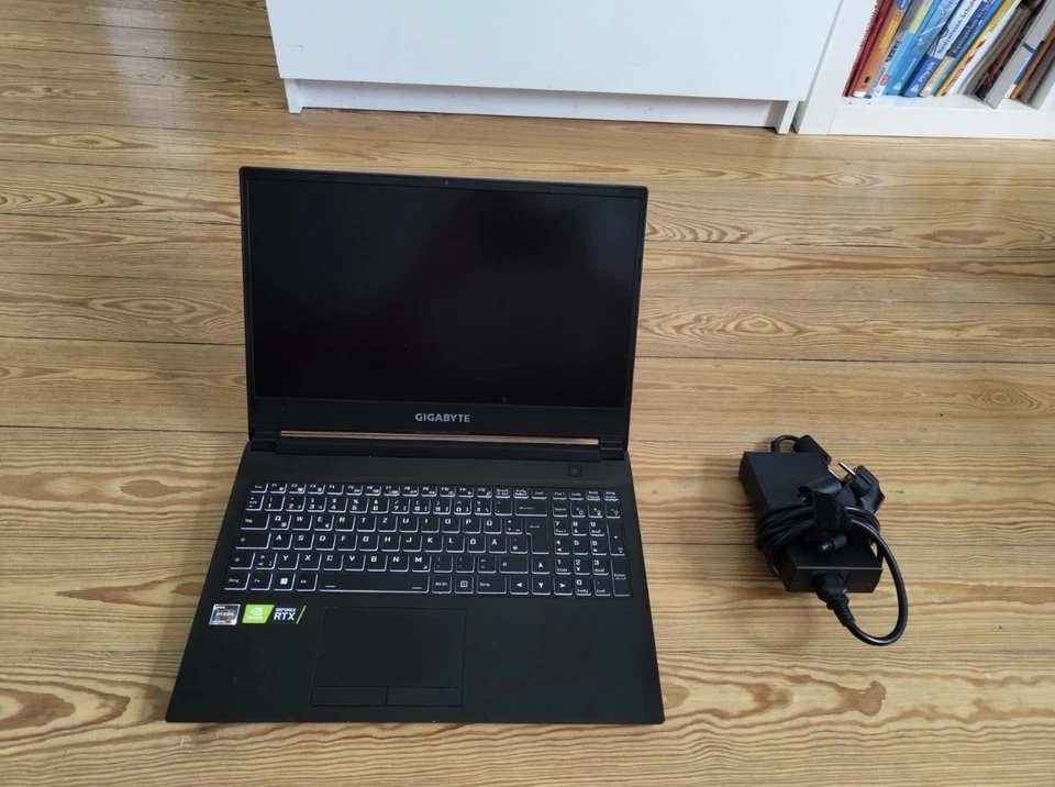 GIGABYTE G5 15,6 Zoll (512GB SSD, i5-11400H, 16GB RAM, RTX 3050Ti)Gaming Laptop  - Bild 2 von 4