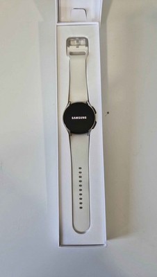 Samsung Galaxy Watch5 44mm Aluminum Case White Band Smartwatch SM-R910NZSAXAA