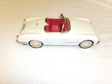 1953 Convertible Coravette Tin Friction Car MF-137 China White/Red