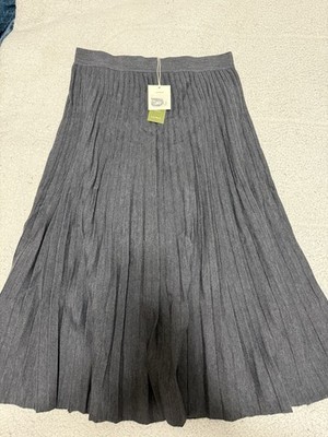 Pleated A-Line Merino Wool Skirt