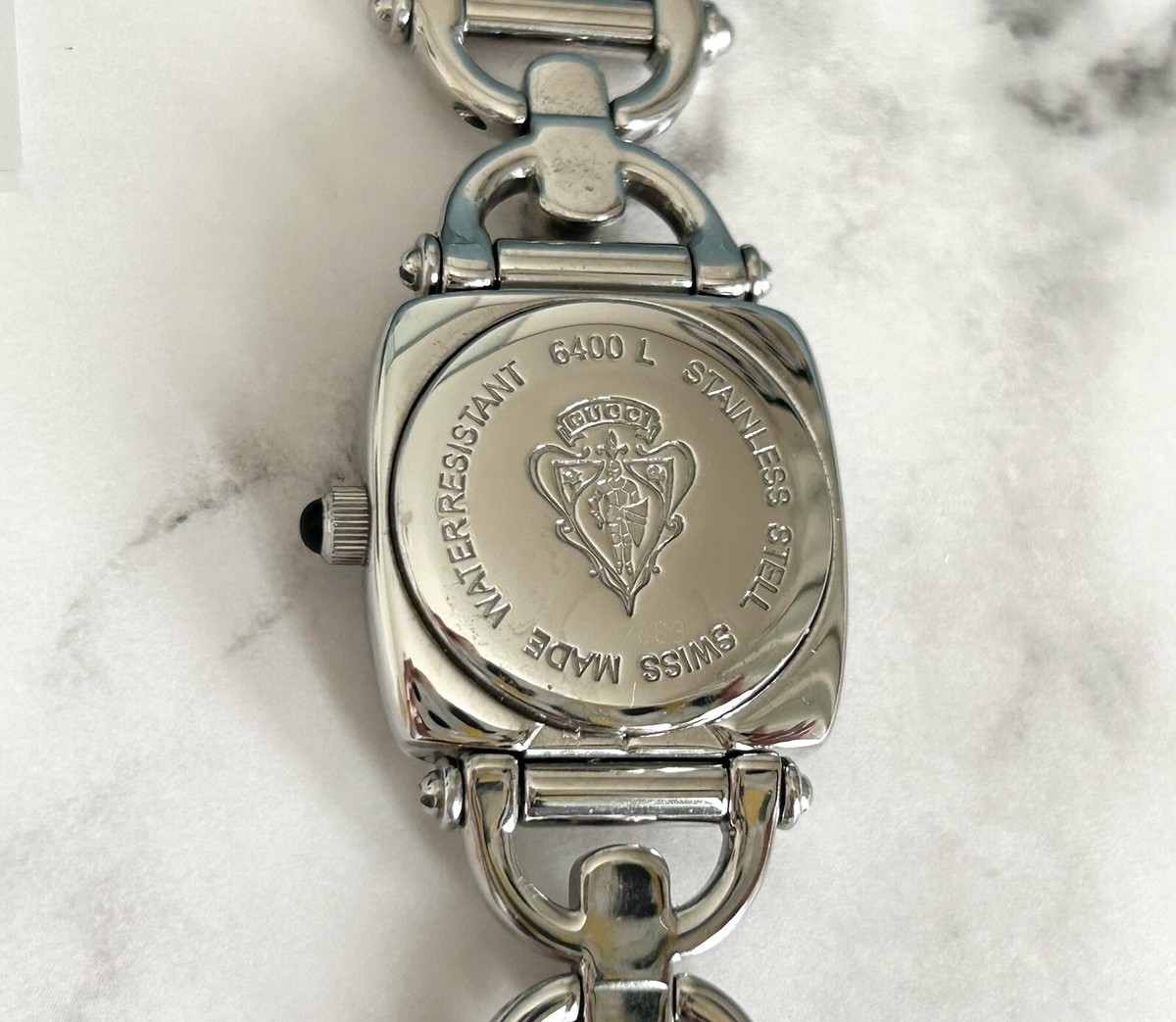 GUCCI 6400L Silver Plated Quartz Black Dial Women Watch Fast