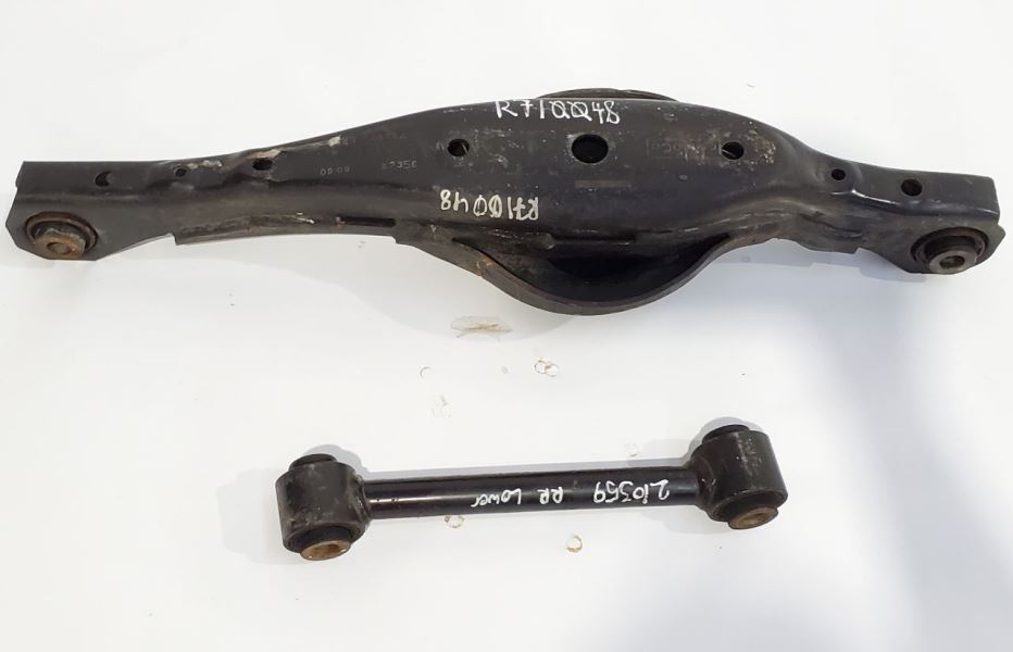 Front Right Set Of Rear Lower Control Arms 3.5L FWD OEM 07