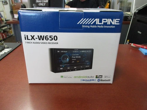 ALPINE ILX-W650 DIGITAL MULTIMEDIA RECEIVER CARPLAY & ANDROID AUTO COMPATABLE NR