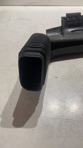 BMW 1 SERIES E87/E81 2005 DIESEL,FRONT PANEL AIR INTAKE INLET DUCT 13717790601 - Picture 8 of 8