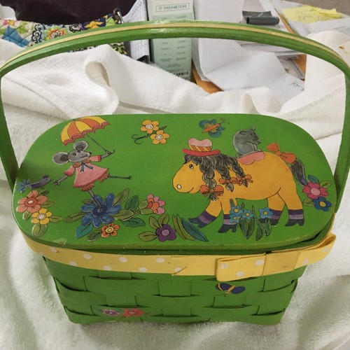 grenn woven wood nantucket basket style ladies handag