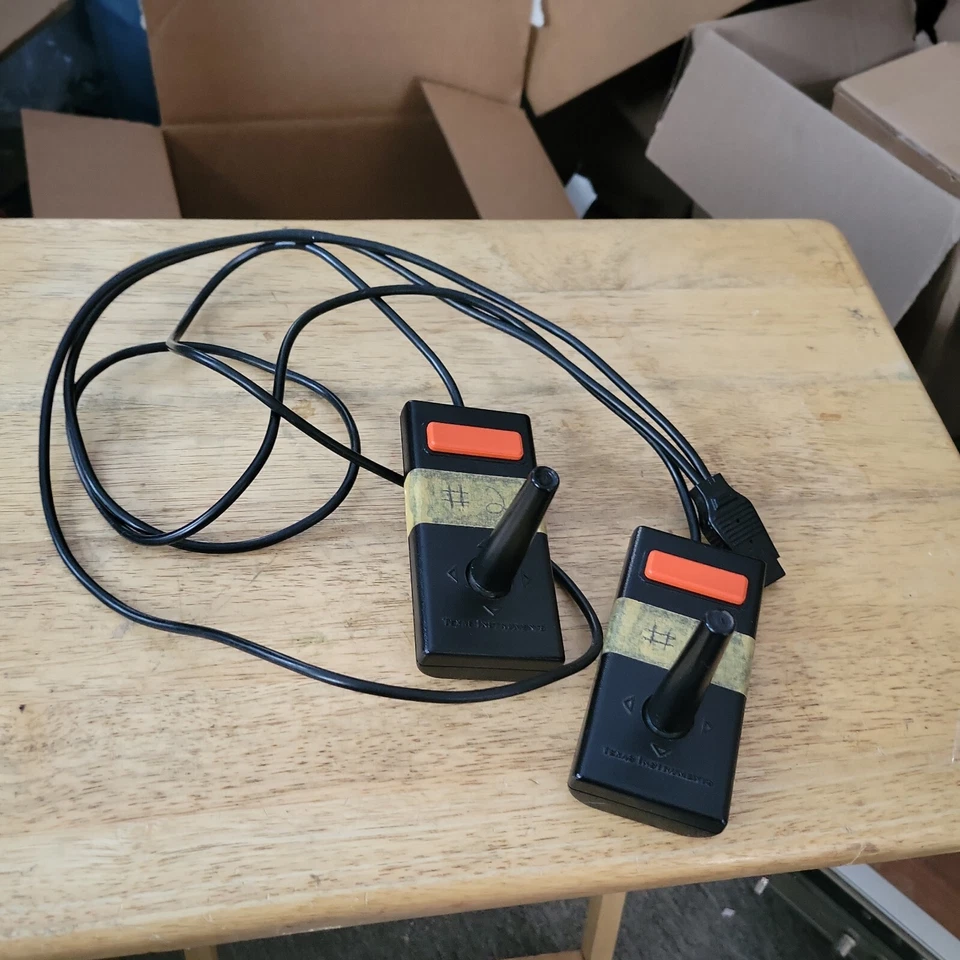 Texas Instruments PHP1100 Home Computer Remote Control Joystick Set - Image 3 of 4