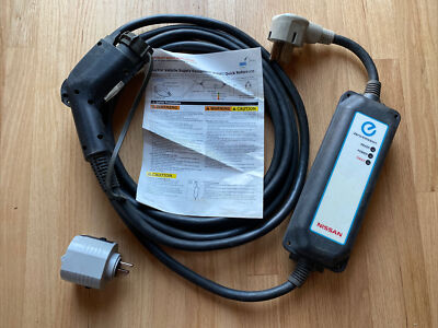 Nissan EV充電器 Nissan Leaf EV Charger Ariya charging cable 12A 220v 240v NEMA 10