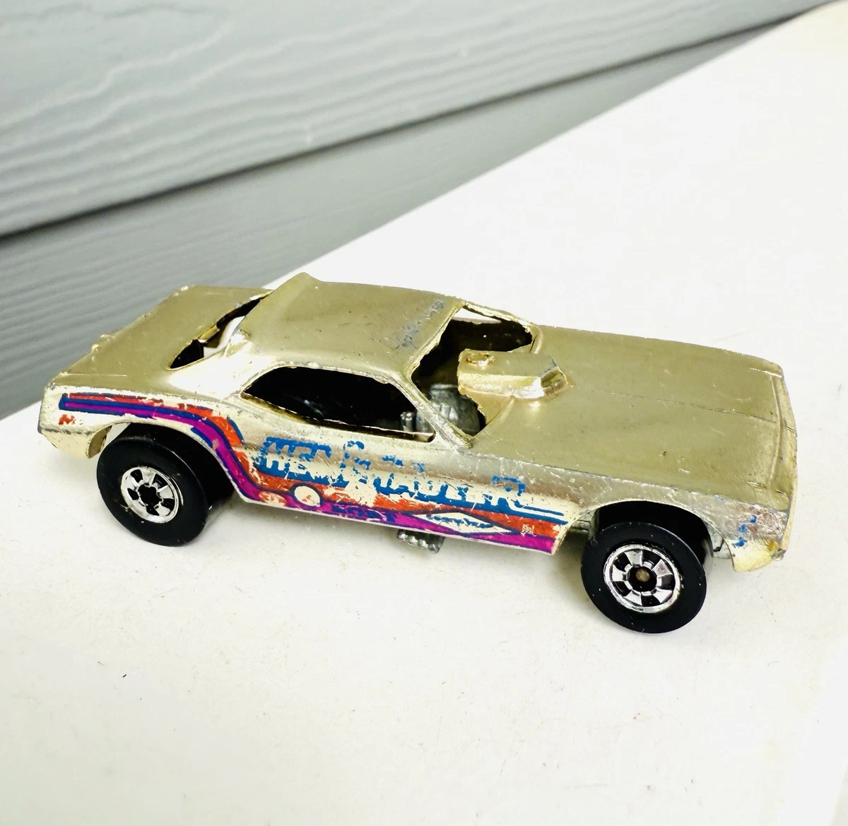 Hot Wheels Gold 1977 Year of Manufacture Vintage Manufacture