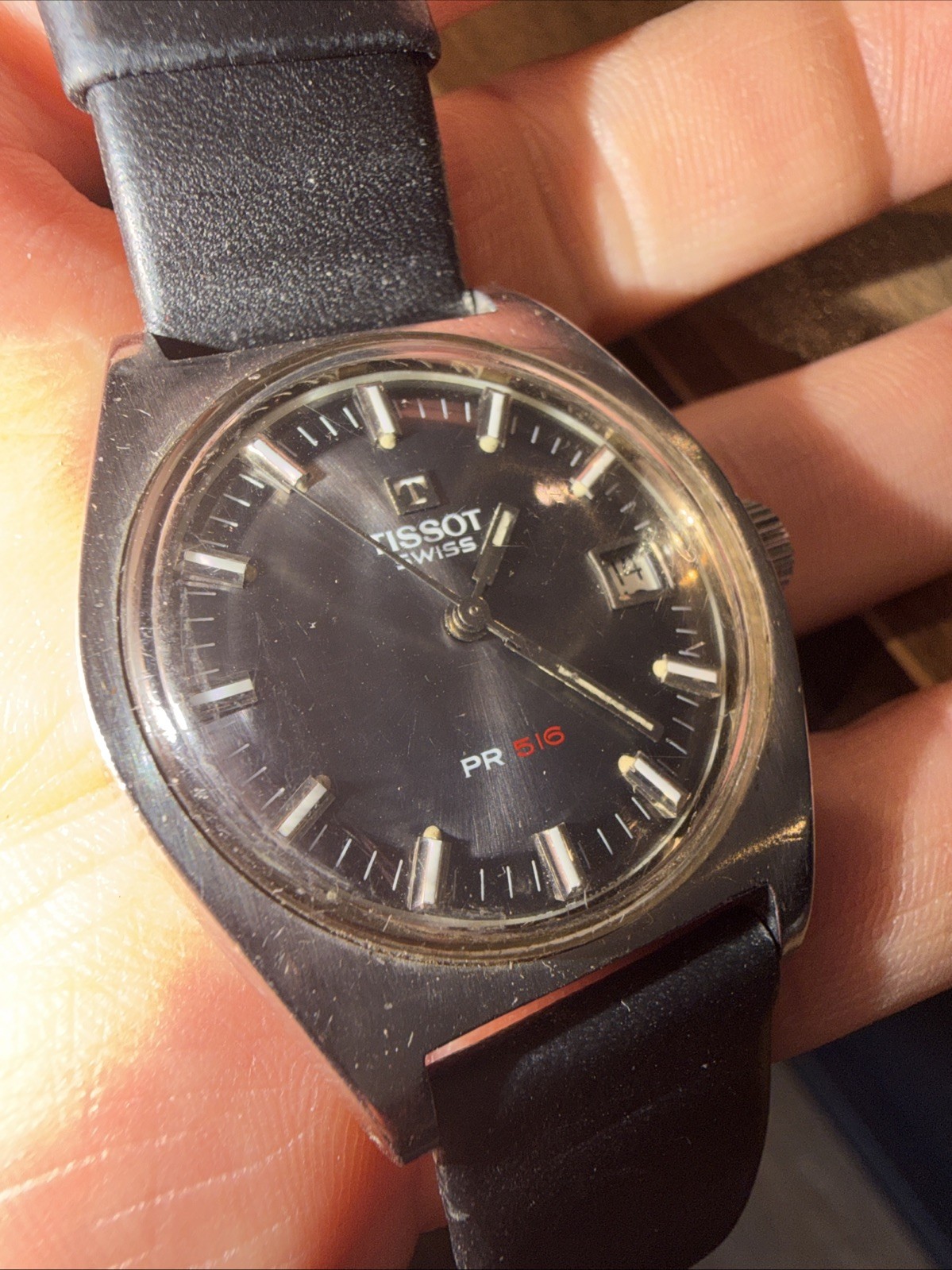 PR Tissot 516 Watch Automatic Vintage - vintagewatches.pk