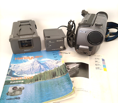 【通電OK】 SONY video Hi8 CCD-TR3 ビデオカメラ Sony CCD-TR3 Handycam Video Hi8 Camcorder FOR PARTS AS-IS Japan w