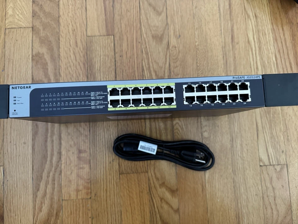 NETGEAR ProSAFE 24-Port Gigabit Managed Switch w/12 PoE Ports 100W (JGS524PE) - Image 2 of 4