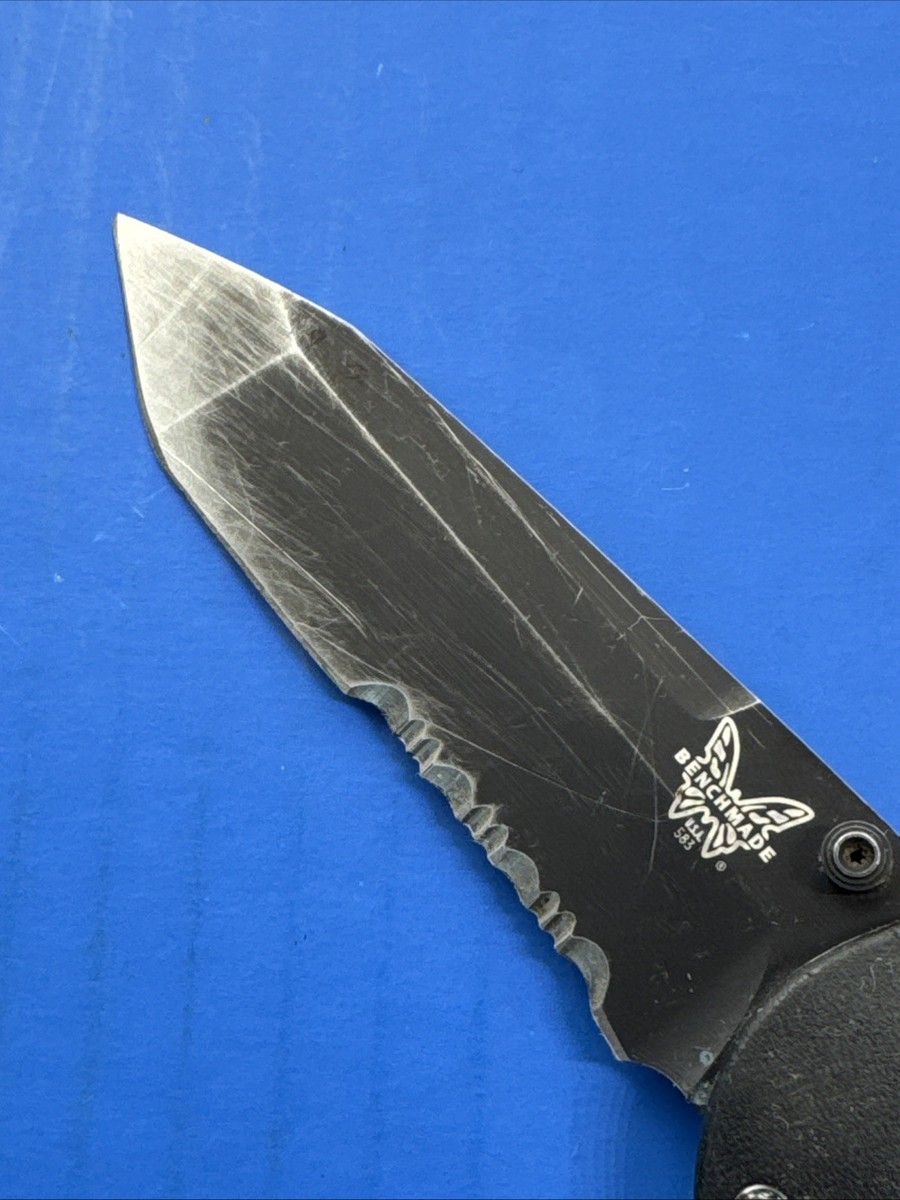 Benchmade 583SBK-154 Barrage Osborne Serrated Tanto 154CM Axis