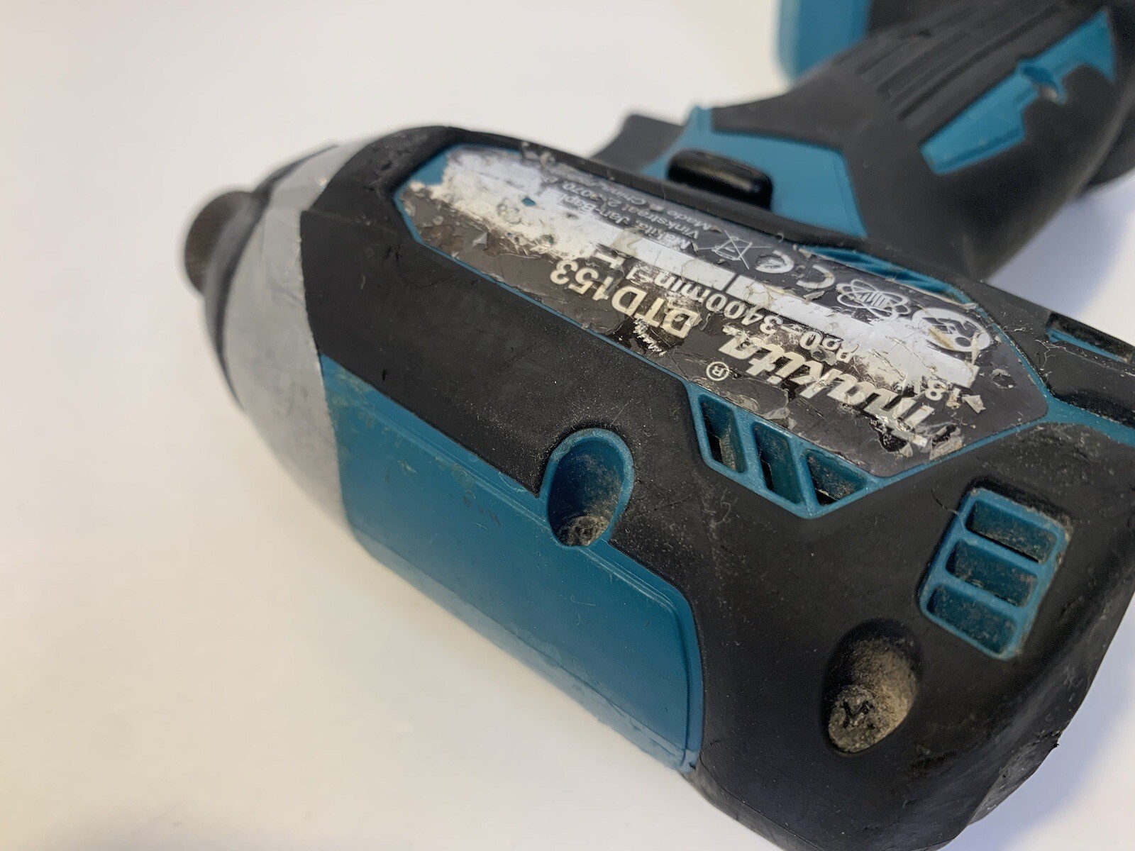 Makita LXT 18v Liion Brushless Cordless Impact Driver DTD153 Body Only