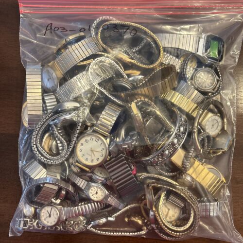 Lot Of Assorted Mens/Women’s Watches Untested Vintage Parts Repair - Picture 1 of 9