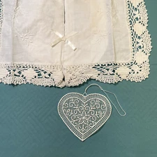 Nona Cotton Tissue Box Cover with Embroidered Floral Lace & Bonus Heart Ornament