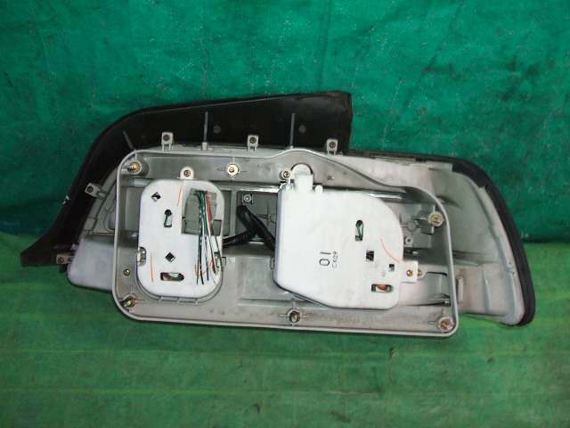 s-l1200.jpg s-l1200.jpg