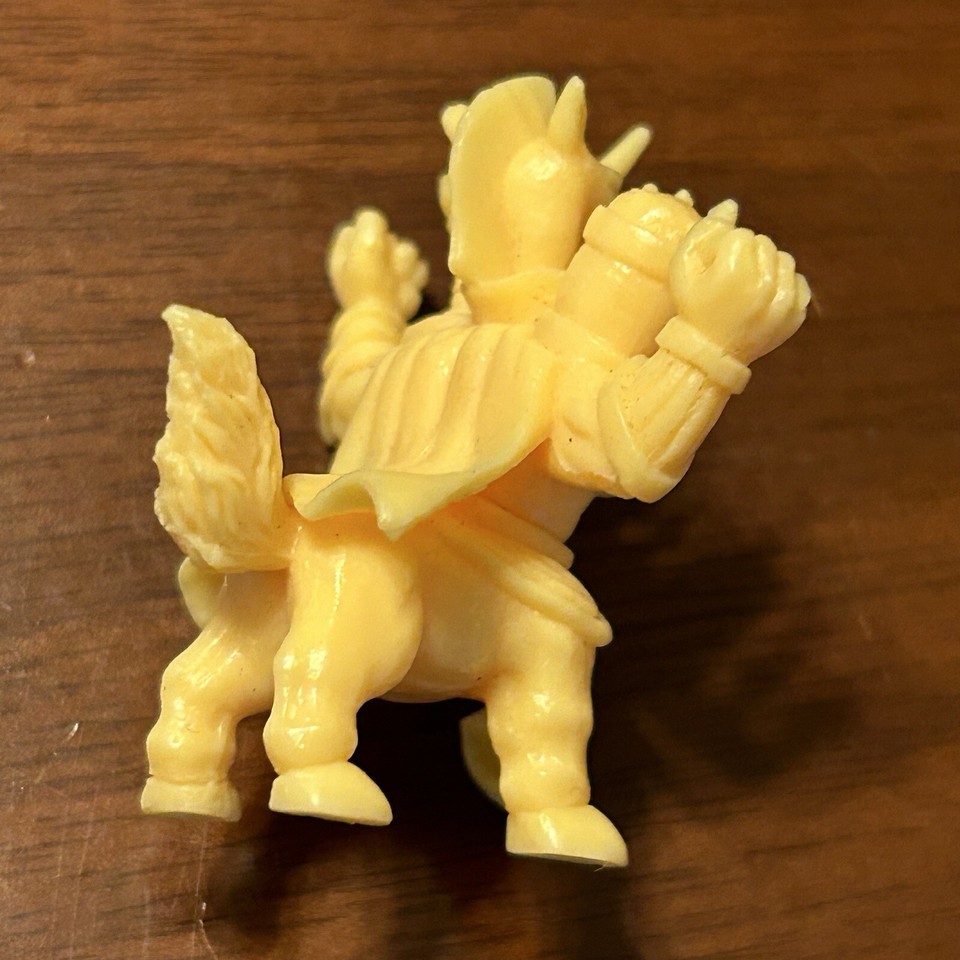 2002 Bandai ULTIMATE MUSCLE Men Kinnikuman CHECKMATE Figure YELLOW