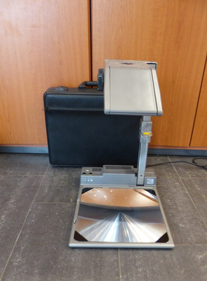 Liesegang Trainer Portable E Overhead Projector im Koffer gebraucht #L