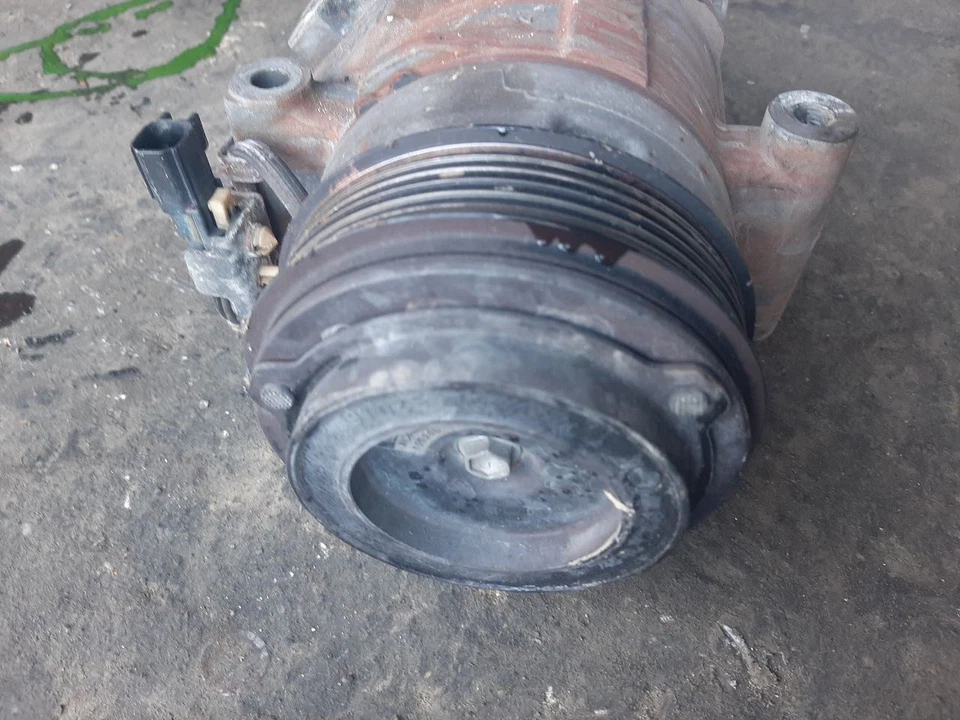 2011-2015 LINCOLN MKX AC Compressor 3.7L 3.5L BT4Z19703A - Image 2 of 4