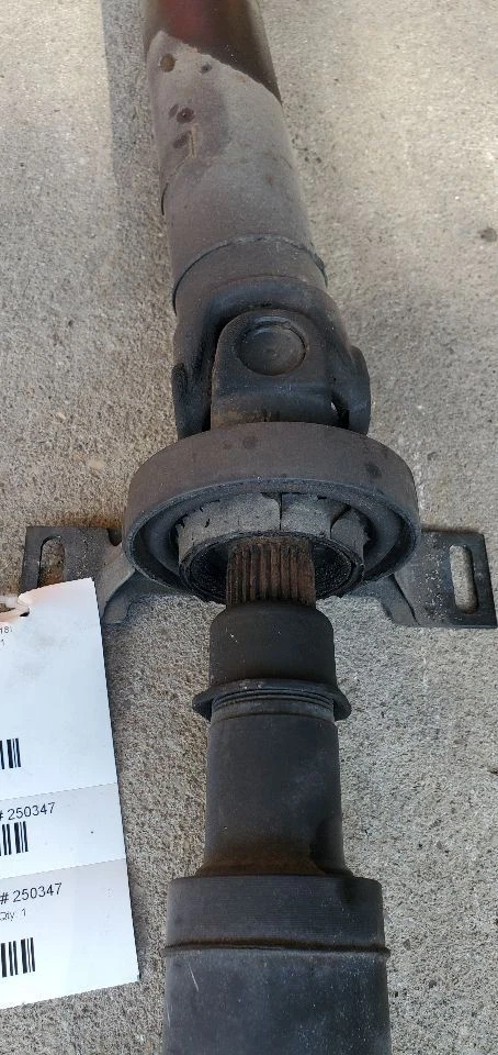 Rear Drive Shaft Coupe Manual Transmission Fits 93-99 BMW 318i 1134470 Foto 2 de 4