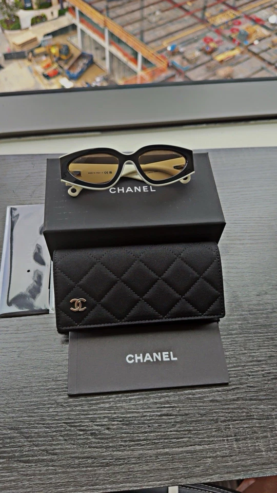 Gafas de sol Chanel 6056 marco blanco negro lentes amarillas ojo de gato para mujer” Foto 4 de 4