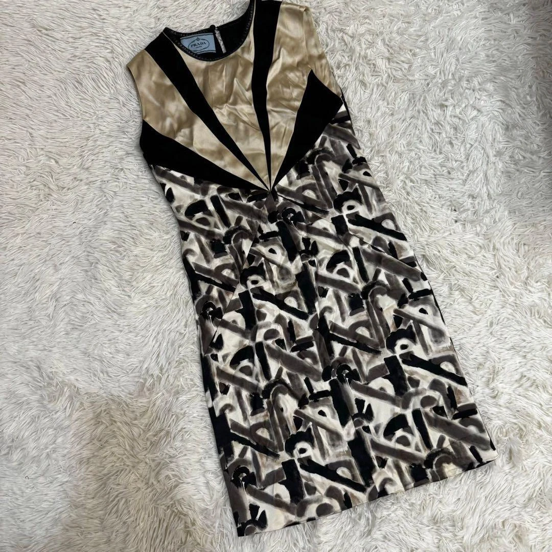 Abito donna PRADA beige e nero pezzo unico Sleep Live taglia S autentico